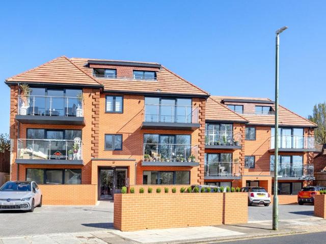 2 bedroom apartment for sale