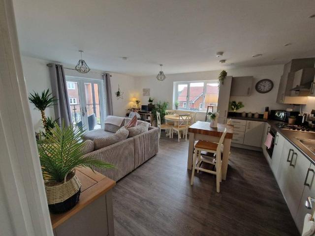 2 bedroom apartment for sale