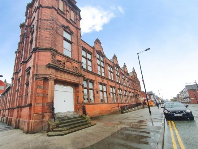 2 bedroom apartment for sale