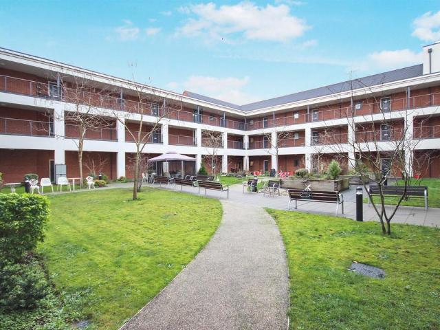 2 bedroom apartment for sale