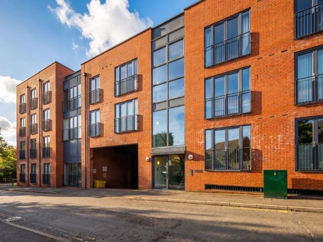 2 bedroom apartment for sale
