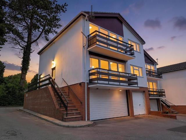 2 bedroom apartment for sale
