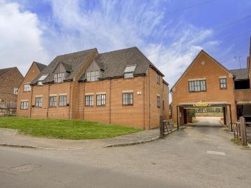 2 bedroom apartment for sale