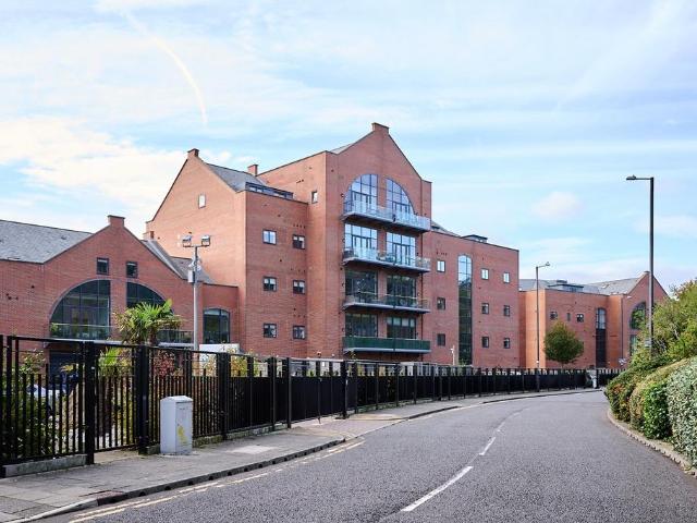 2 bedroom apartment for sale