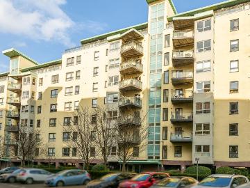 Leith, Edinburgh, Shetland - Balcony, Equipped kitchen