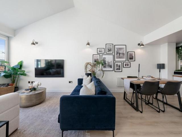 2 bedroom apartment for sale