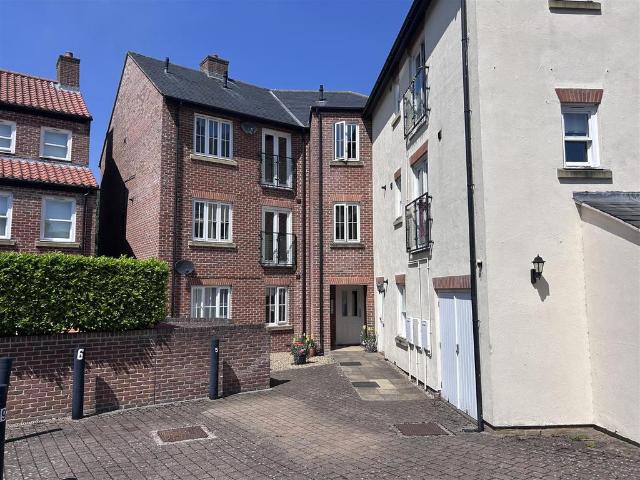 2 bedroom apartment for sale