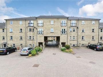 Sycamore Avenue BD16 Bingley, Cottingley Bingley, BD16, Bradford and West Yorkshire, North England