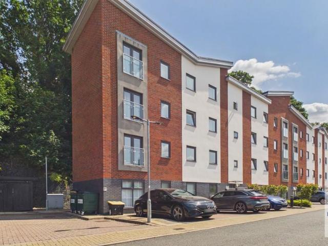 2 bedroom apartment for sale