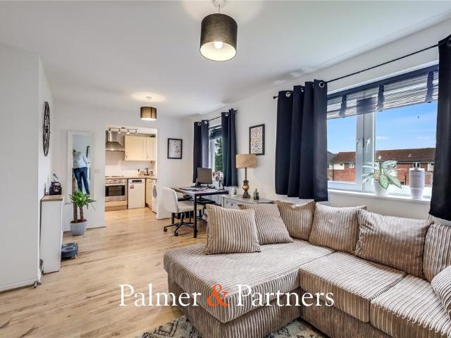2 bedroom apartment for sale