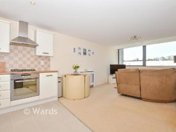 2 bedroom apartment for sale