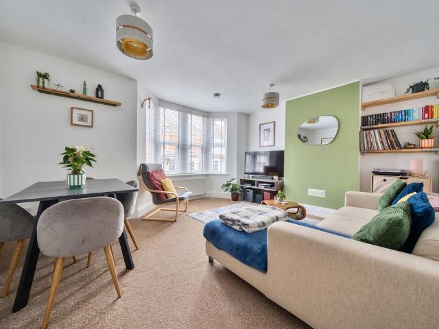 2 bedroom apartment for sale