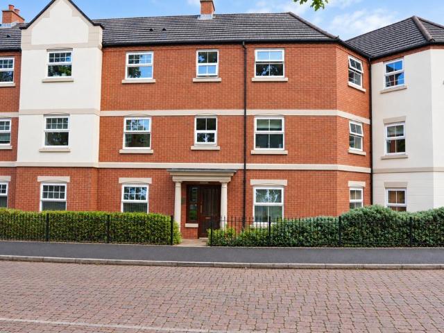 2 bedroom apartment for sale