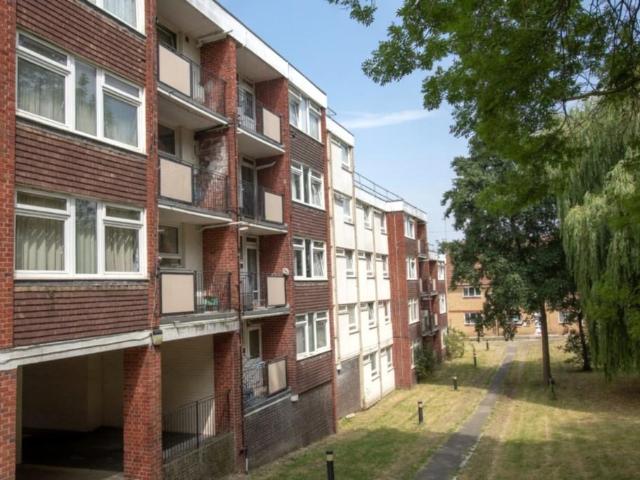 2 bedroom apartment for sale