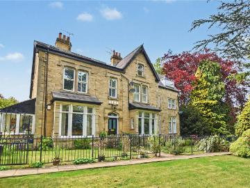 Leeds, West Yorkshire, North England - Garden