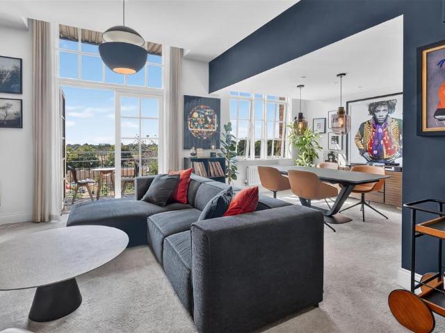 2 bedroom apartment for sale