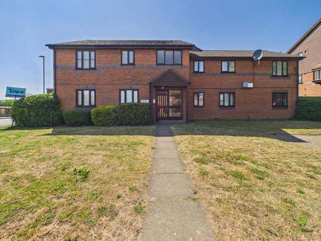 2 bedroom flat for sale
