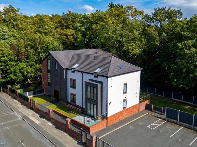 2 bedroom apartment for sale