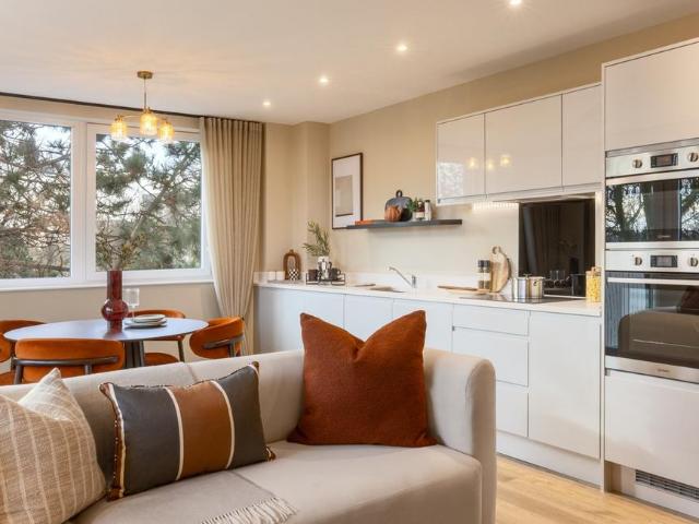 2 bedroom apartment for sale