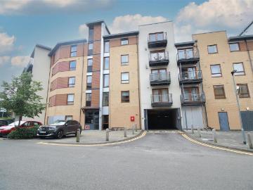 2 bedroom apartment for sale