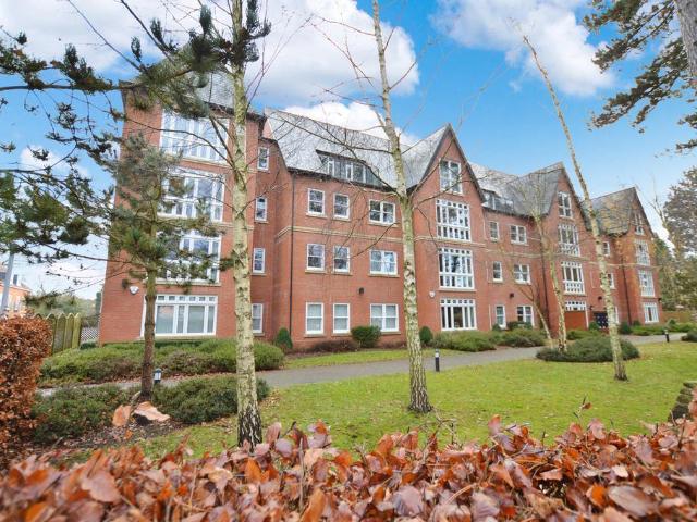 2 bedroom apartment for sale