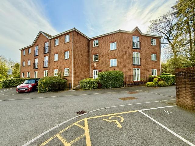 2 bedroom apartment for sale