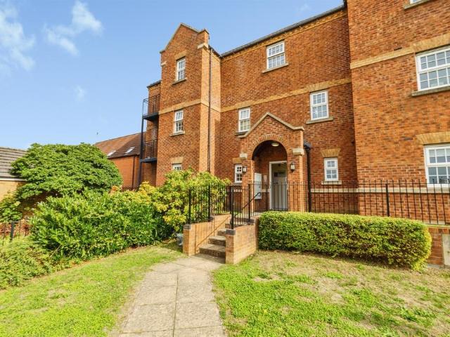 2 bedroom apartment for sale
