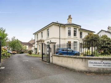 2 bedroom apartment for sale