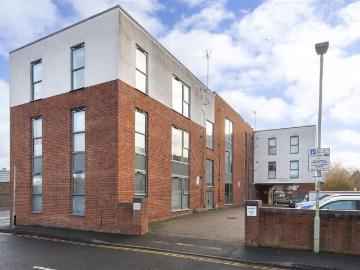 Gloucester, Gloucestershire county, Southdowns