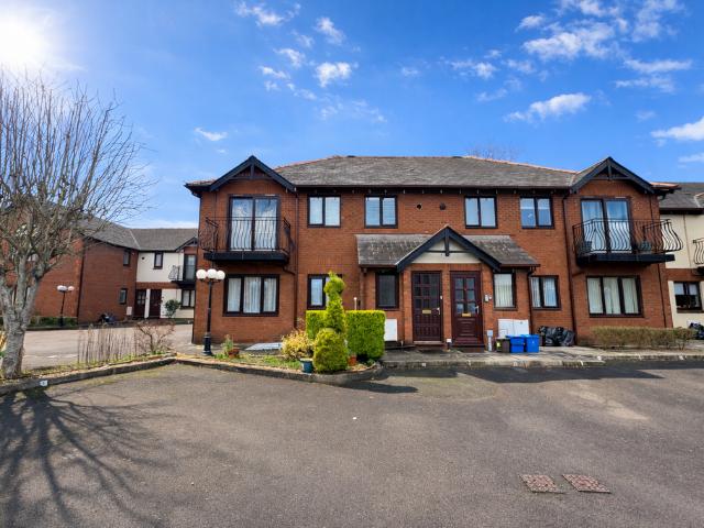 2 bedroom apartment for sale