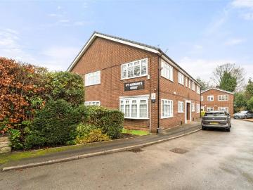 Ashton upon Mersey, M33 - Equipped kitchen