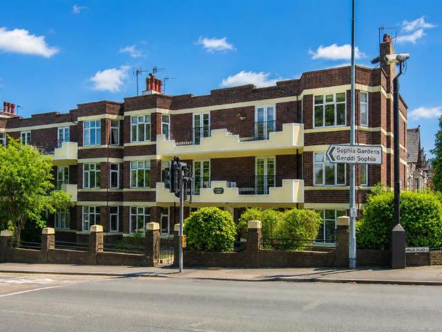 2 bedroom apartment for sale