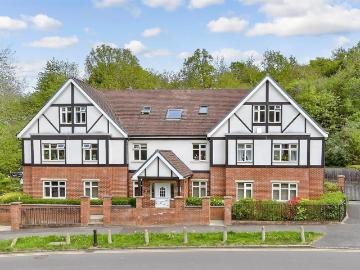 Lower Barn Road CR8 Purley, Riddlesdown, CR8, South Croydon