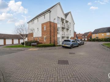 2 bedroom apartment for sale