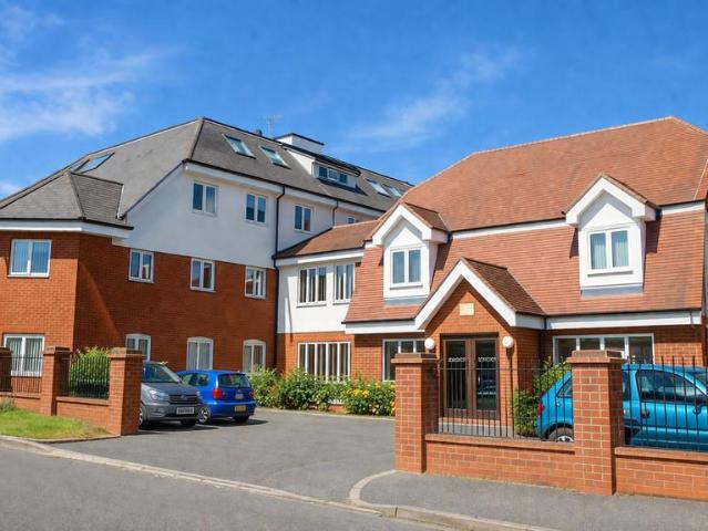 2 bedroom apartment for sale