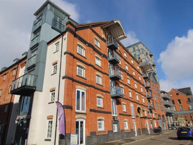 2 bedroom penthouse for sale