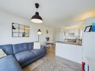 2 bedroom apartment for sale