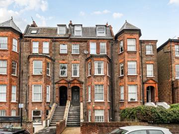 Flat for sale in South Hampstead - Equipped kitchen