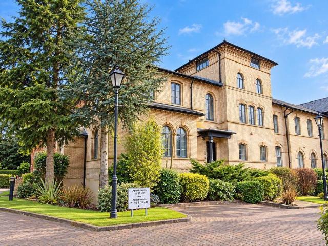 2 bedroom apartment for sale