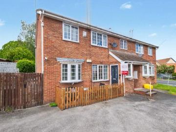 Leeds, West Yorkshire, North England - Equipped kitchen