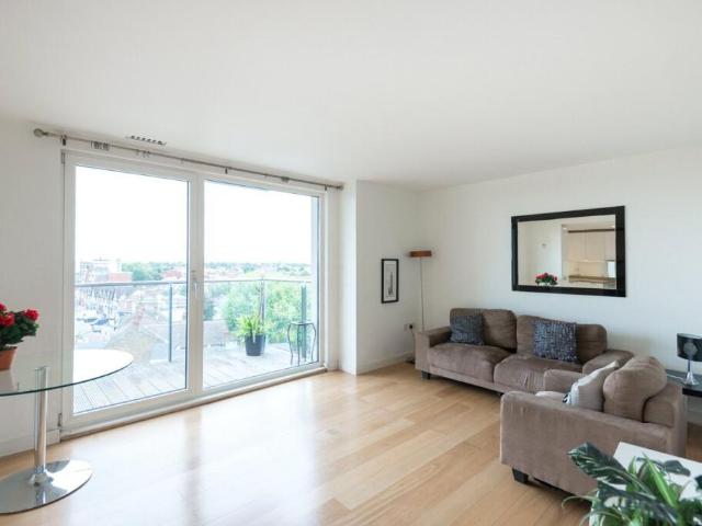2 bedroom apartment for sale