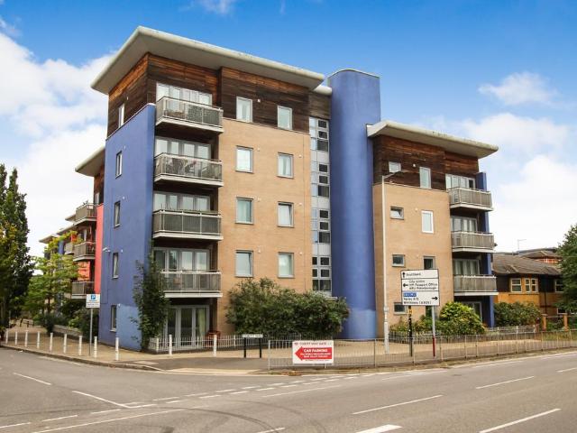 2 bedroom apartment for sale
