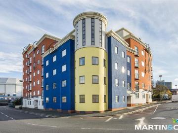 2 bedroom apartment for sale
