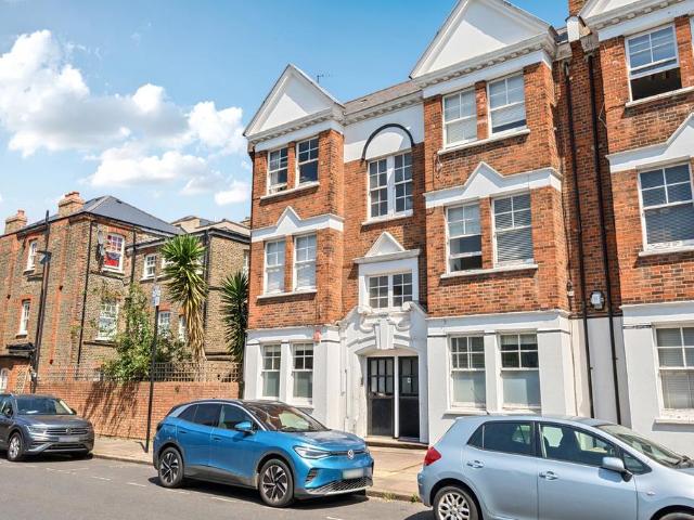 2 bedroom apartment for sale