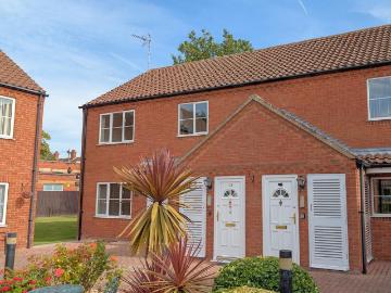 East Lindsey, East of England - Garden