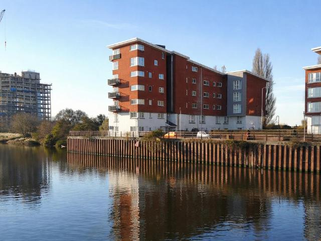 2 bedroom apartment for sale