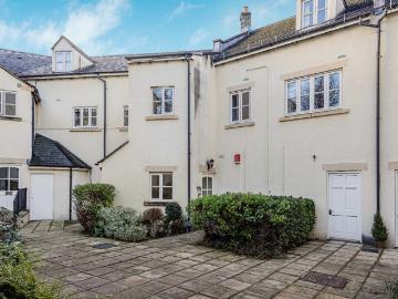 Nailsworth Stroud, GL5 - Parking