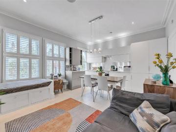 3 bedroom apartment for sale