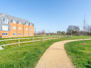 2 bedroom apartment for sale