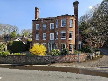 Bewdley, Shropshire county, Midlands - Garden